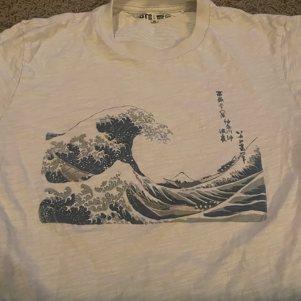 Uniqlo Japan Tsunami wave Tee